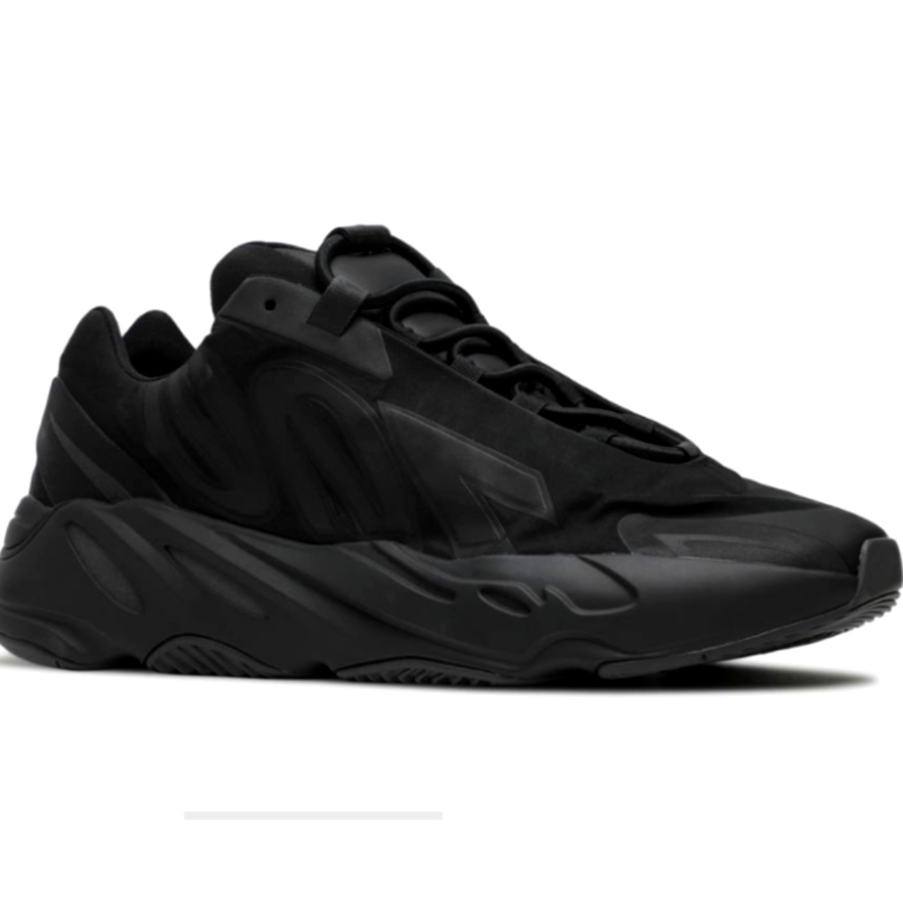 YEEZY BOOST 700 MNVN 'TRIPLE BLACK' – SIZE US 6.5 M